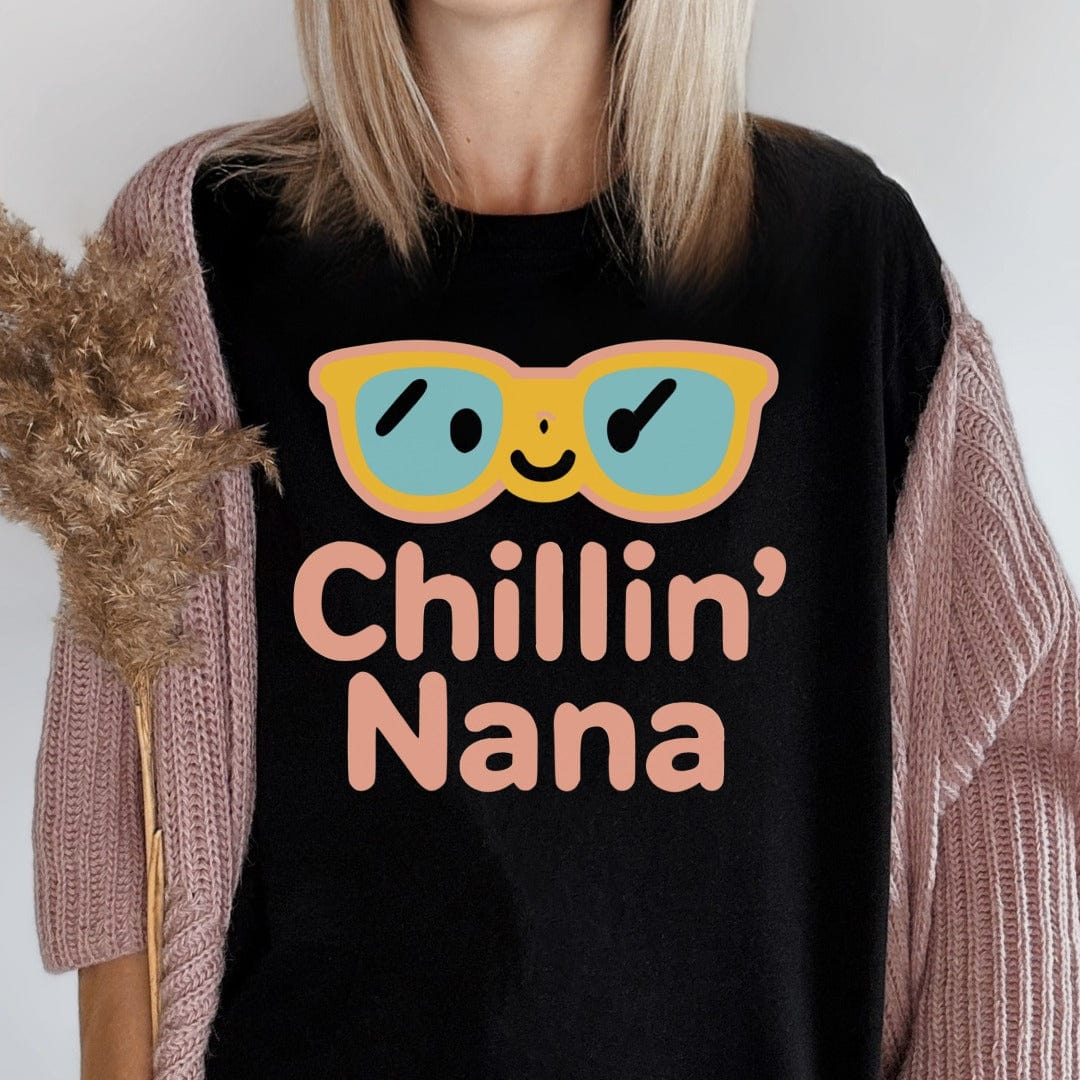 MyDesigns Physical Item Chillin Nana With Sunglasses Graphics Design T-Shirt