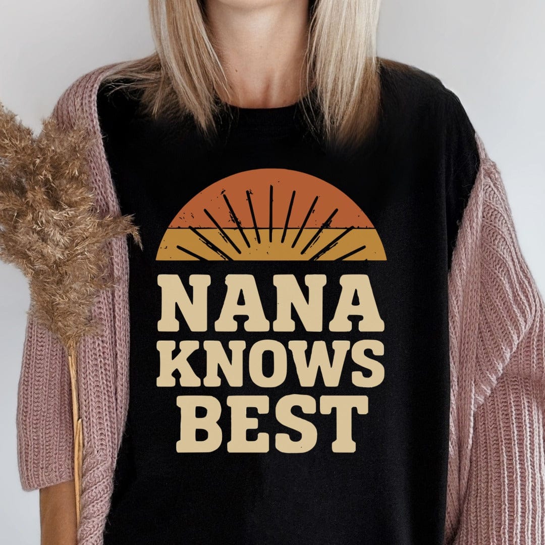 MyDesigns Physical Item Nana Knows Best Awesome Retro Design Vintage T-Shirt