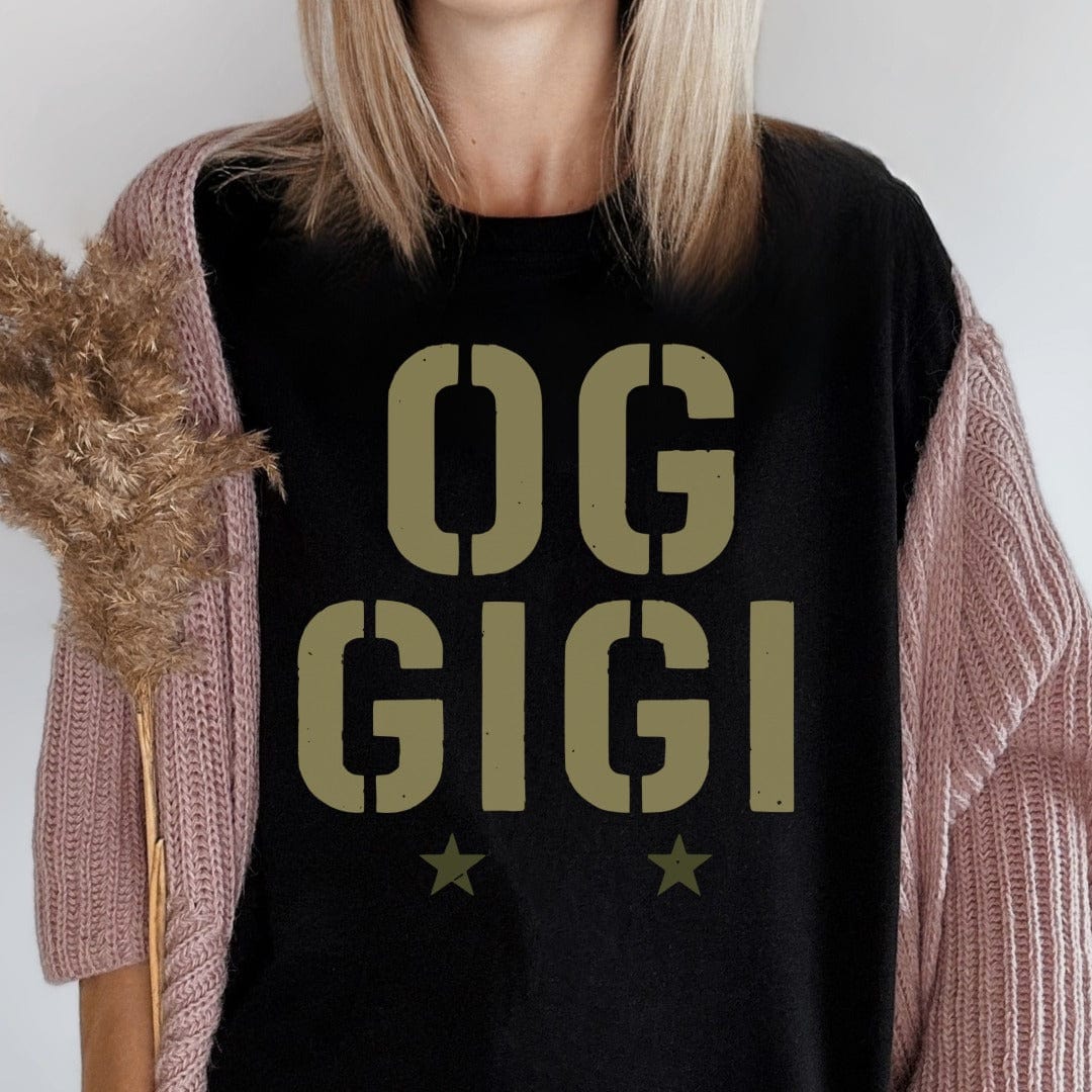 MyDesigns Physical Item OG Gigi With Stars Celebration Statement Design T-Shirt