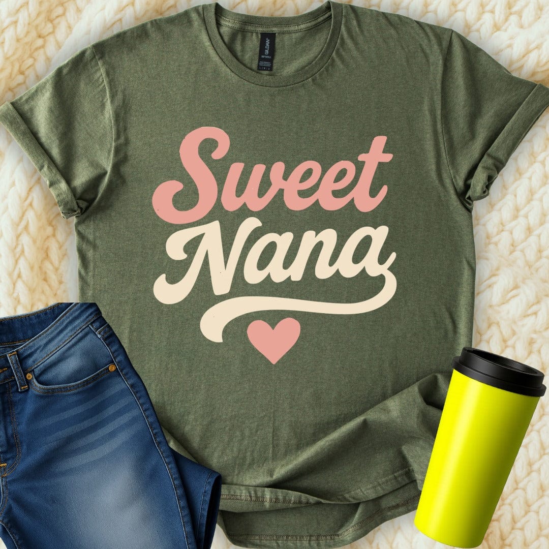 MyDesigns Physical Item Sweet Nana Heart Graphic Retro Style Women's T-Shirt