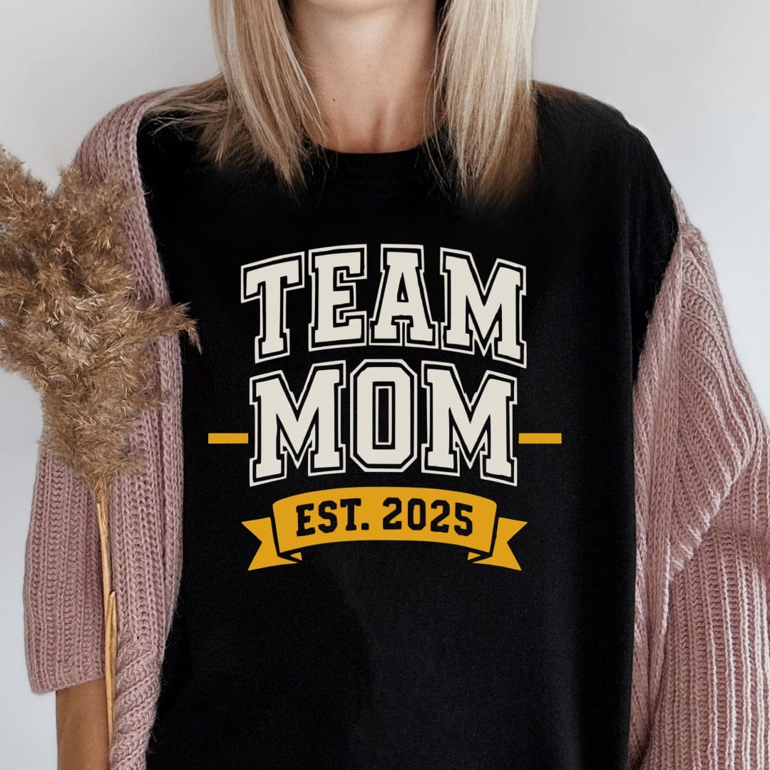 MyDesigns T-Shirt Team Mom T-Shirt