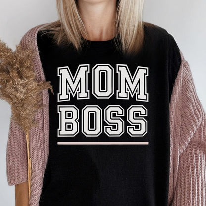 MyDesigns T-Shirt Mom Boss T-Shirt